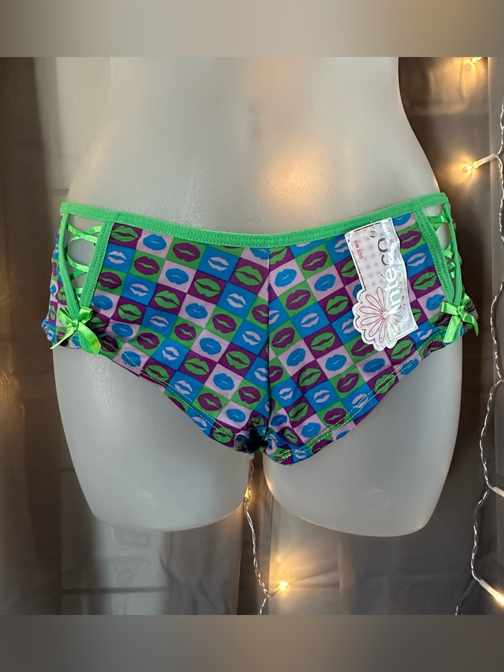 Y2K Inteco intimates DS green purple and blue checkered lip graphic panties Sz M